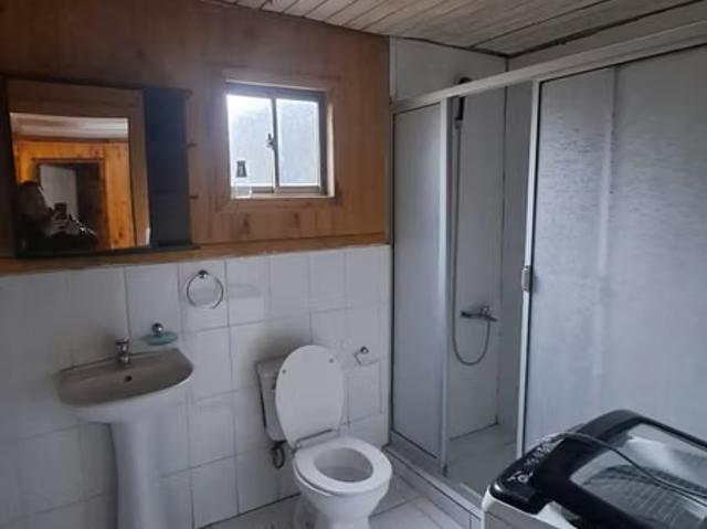 Casas en arriendo en villarrica | arriendo cabaña amoblada 3 dorm. 1 baño, entre villarrica y pucon sector molco km. 12 3 dormitorios por CLP 380000.00