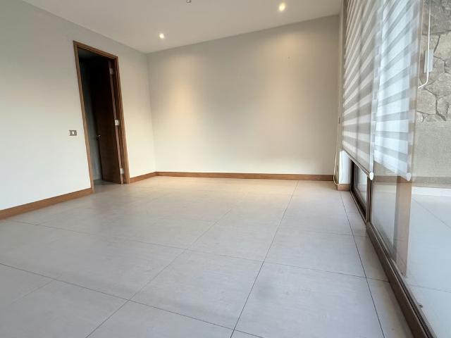 Arriendo de Casas en Vitacura | Townhouse 3 Pisos Con 4d 4b 2e Piscina 4 Dormitorios por CLF 81.00