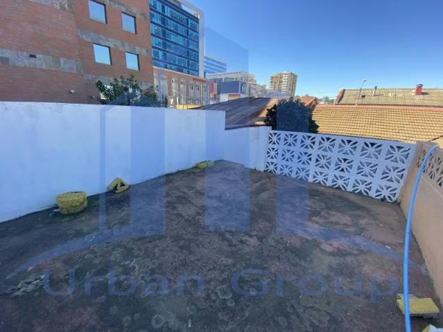 Casas en arriendo en viña del mar | casa 1 /2 oriente mall marina zona comercial 4 dormitorios por clf 46.00