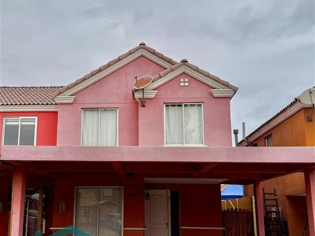 Casas en arriendo en Antofagasta | Arriendo de casa 7D/4B en Antofagasta 7 dormitorios por CLP 1400. 00