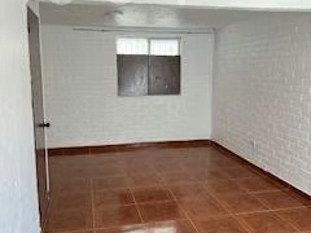 Arriendo de Casas en Calera | Se arrienda casa habitacion en excelente estado 4 Dormitorios por CLP 450000.00