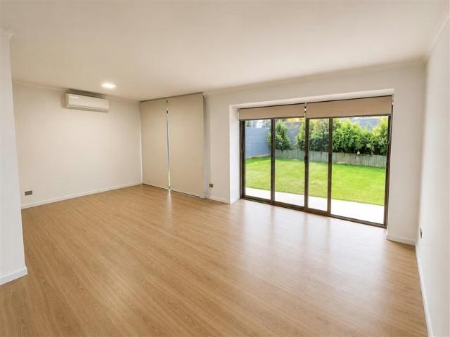 Casas en arriendo en Colina | Casa en Arriendo Cond. Brisas Norte de Chicureo 4D 3B 4 dormitorios por CLP 1000. 00