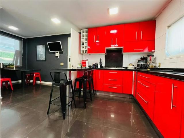 Casas en arriendo en Colina | Casa en arriendo de 5 dorm. En Colina 5 dormitorios por CLP 2300. 00