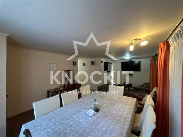 Casas en arriendo en Colina | Arriendo Casa Amplia 3D3B con Piscina y Quincho Colina 3 dormitorios por CLP 1200. 00