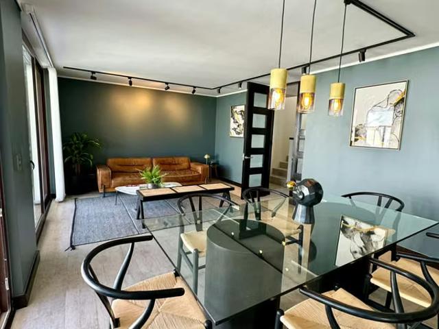 Casas en arriendo en colina | venta casa mediterranea 2 piso piedra roja, 3d + terraza techada con quincho + piscina a pasos colegio pedregales 3 dormitorios por clp 2000. 00
