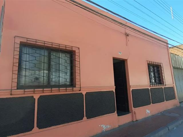 Arriendo de Casas en Copiapó | CASA amoblada en arriendo en sector centro. 11 Dormitorios por CLP 3000. 00