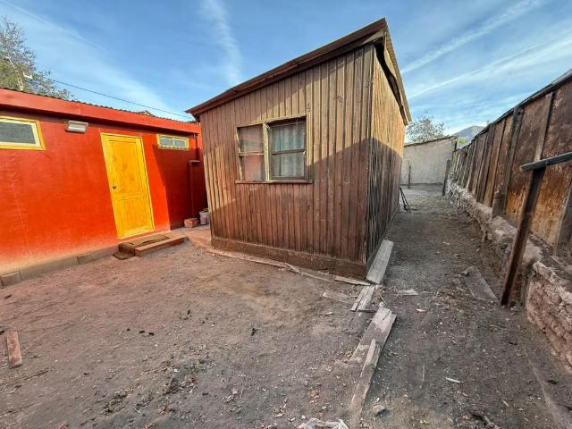 Arriendo de casas en copiapó | sector centro mackena valor arriendo: $1.500.000 4 Dormitorios por CLP 1500. 00