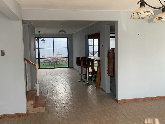 Casas en arriendo en Iquique | Arriendo Casa 4D/3B, 2 pisos, 157m² construidos, Pje Interior St 46, Iquique 4 dormitorios por CLP 1200. 00