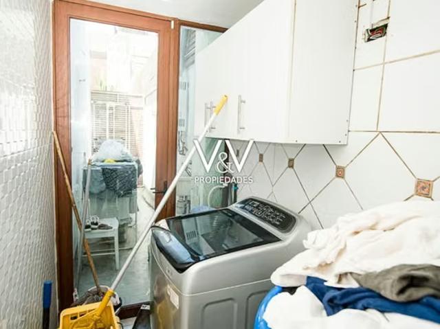 Arriendo de casas en iquique | se arrienda casa con vista al mar, en sector sur de la ciudad. 4 Dormitorios por CLP 2500. 00