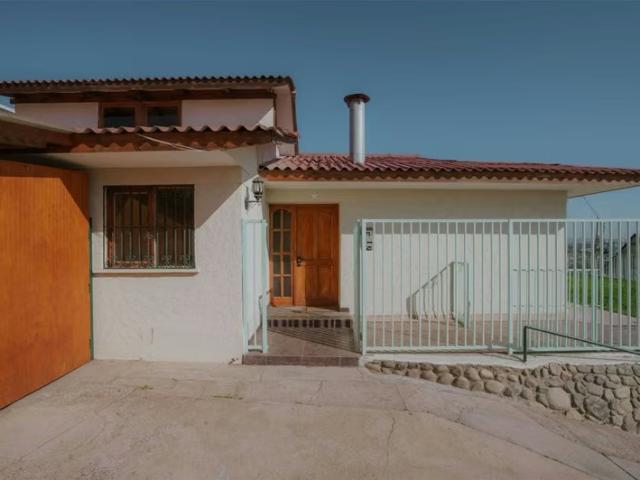 Casas en arriendo en La Serena | Casa en arriendo de 4 dorm. En La Serena 3 dormitorios por CLP 1350. 00