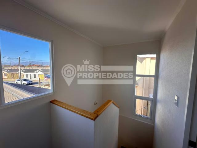 Casas en arriendo en la serena | arrienda casa faldeos de la florida iii la serena 3 dormitorios por clp 610000.00