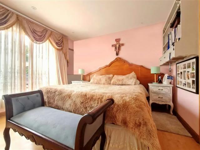 Casas en arriendo en Las Condes | Arriendo casa 5 dorm. En Los Dominicos, Las Condes 5 dormitorios por CLF 110.00