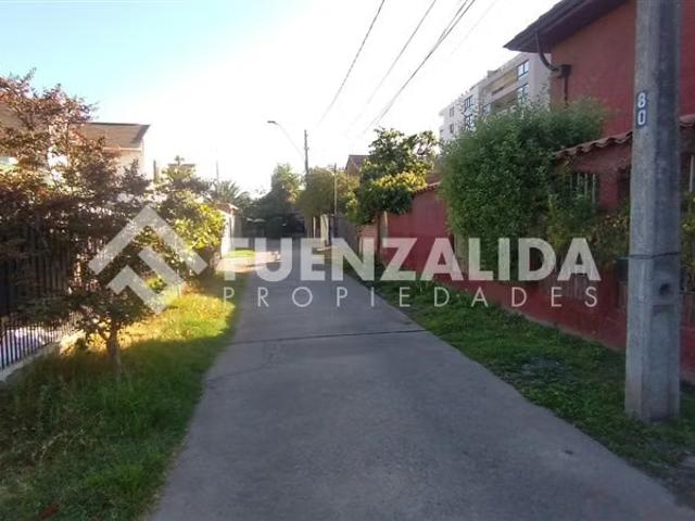 Casas en arriendo en Las Condes | Casa en arriendo de 2 dorm. En Las Condes 2 dormitorios por CLP 1350. 00