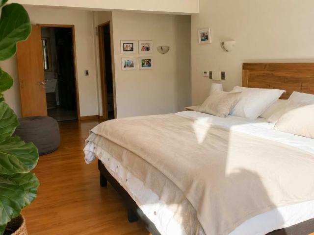 Casas en arriendo en Lo Barnechea | Casa en arriendo Alcalde Delano 5D/4B 1737 dormitorios por CLF 94.00