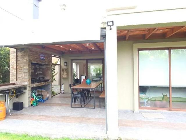 Arriendo de casas en los ángeles | casa en arrienndo sector residencial privilegiado 4 dormitorios por clp 800000.00