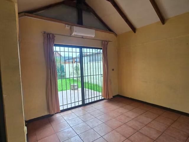 Arriendo de Casas en Machalí | Lo Castillo, Machalí 5 Dormitorios por CLP 1100. 00