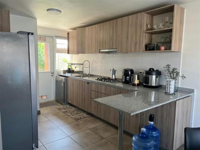 Casas en arriendo en Padre Hurtado | Casa en arriendo de 3 dorm. 3b en Padre Hurtado 3 dormitorios por CLP 900000.00