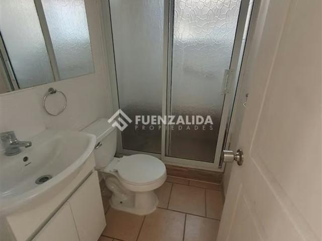 Casas en arriendo en Peñaflor | Casa en arriendo de 4 dorm. En Peñaflor 4 dormitorios por CLP 950000.00