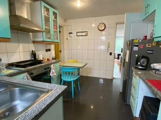 Casas en arriendo en peñalolén | los viñedos peñalolén 3d + servicio /4b amplio y seguro 3 dormitorios por clp 1495. 00