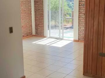Arriendo de Casas en Pirque | Casa sóloda, vista a la montaña 1608 Dormitorios por CLP 700000.00