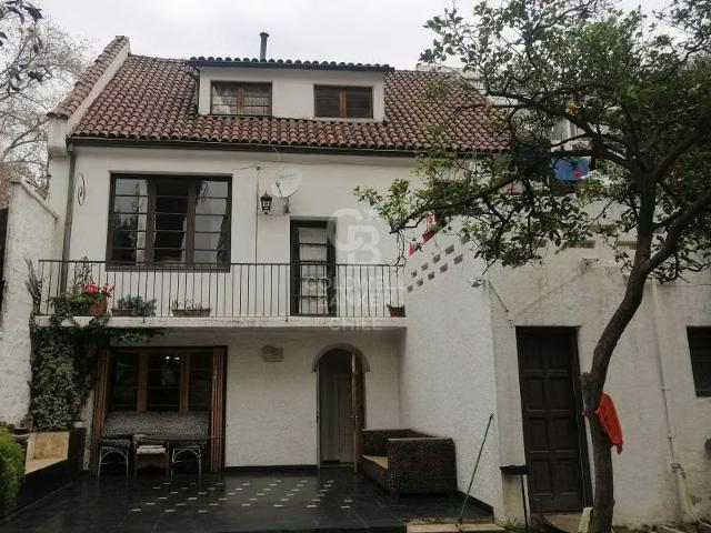 Casas en arriendo en Providencia | Gran Oportunidad Inversionistas 6 dormitorios por CLF 110.00