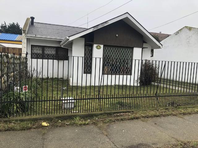 Arriendo de casas en punta arenas | arriendo casa ideal para oficinas excelente ubicacion 5 dormitorios por clp 1800. 00
