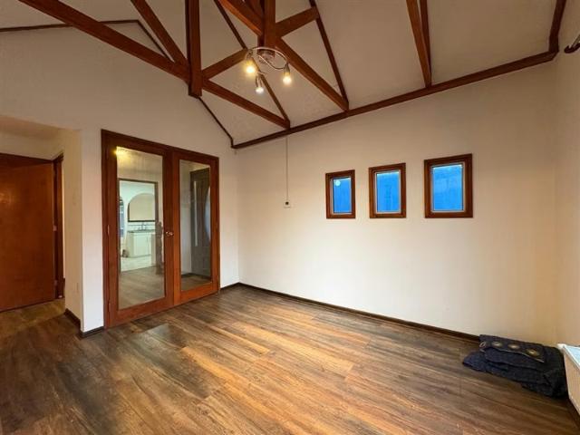 Arriendo de Casas en Punta Arenas | ELEGANTE PROPIEDAD 5D 5B, QUINCHO C. Central b.residencial 5 dormitorios por clp 1600. 00