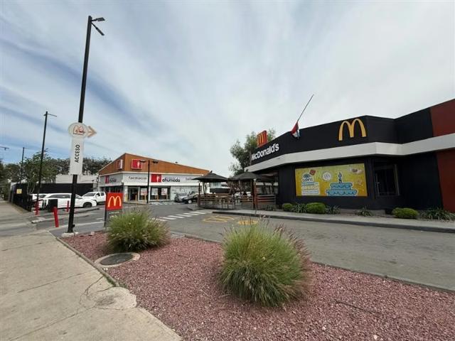 Casas en arriendo en Pudahuel | Casa en arriendo de 4 dorm. Metro Pajarito, Pudahuel 4 dormitorios por CLP 900000.00