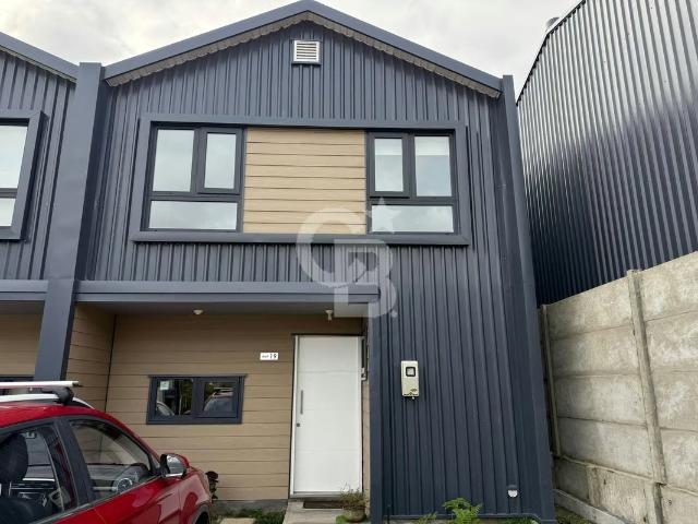 Arriendo de Casas en Puerto Varas | Casa Amoblada en Terraza del Mirador! 3 Dormitorios por CLP 950000.00