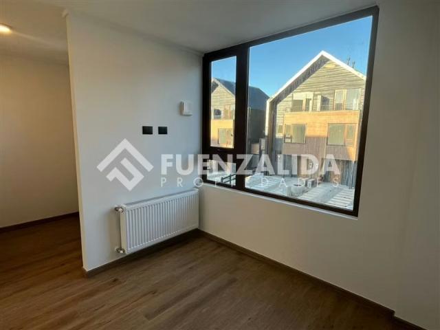 Casas en arriendo en Puerto Varas | Townhouse Moderno 3D3B Sector Céntrico Puerto Varas 3 dormitorios por CLF 36.00