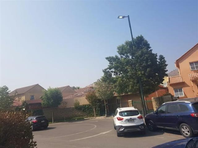 Casas en arriendo en Quilicura | Casa en arriendo de 4 dorm. En Quilicura 4 dormitorios por CLP 1000. 00