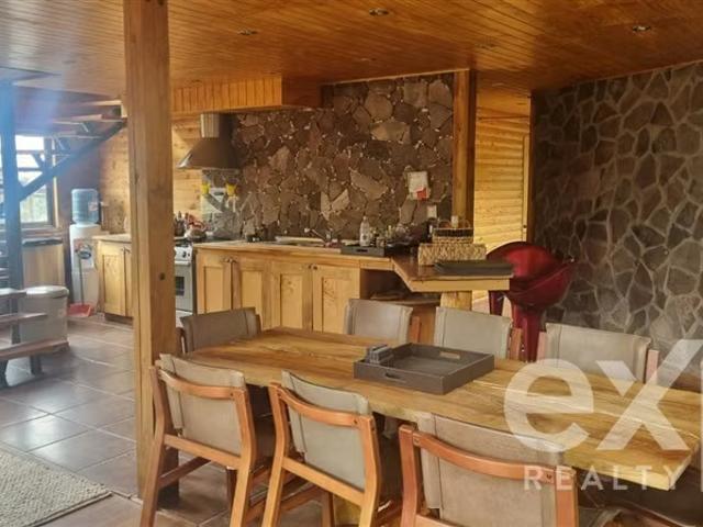 Casas en arriendo en San Esteban | Casa en arriendo 7 H, 4B. TINAJAS en San Esteban 7 dormitorios por CLP 3600. 00