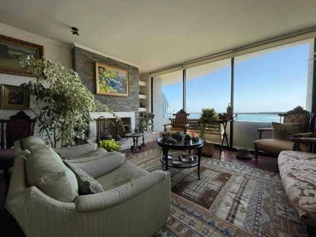 Arriendo de Departamentos en Viña del Mar | ARRIENDO con ggcc incluido. 4D+3bñ. J.del Mar 1689 Dormitorios por CLP 1500. 00