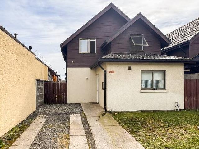 Arriendo de hermosa casa en condominio privado en LA