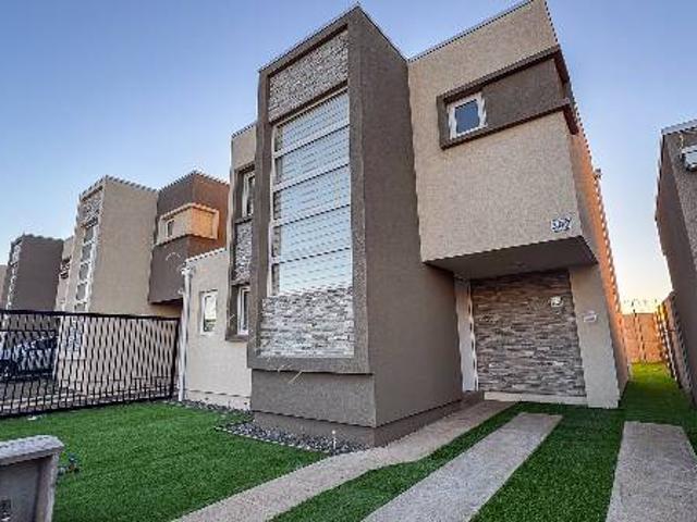 Arriendo de hermosa casa en bello y tranquilo condominio
