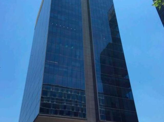 Arriendo de Oficina Avenida Manquehue Nte./Av. Pdte. Kennedy, Las Condes