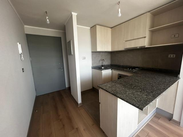 Arriendo depto 1D+1B+Terraza+ Conexión a lavadora, metro Conchalí