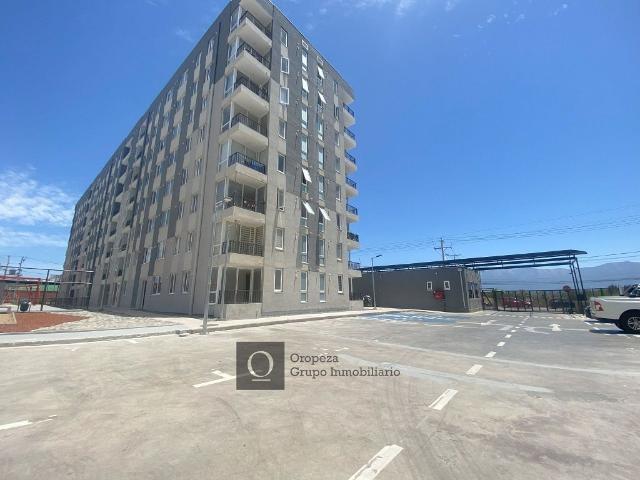 ARRIENDO DEPTO 1ER PISO CON ESTACIONAMIENTO