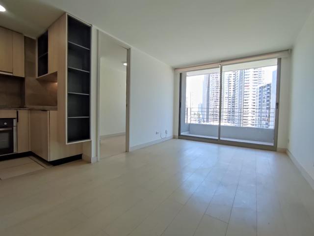 Arriendo depto 2 Dormitorios, 1 Baño, Bodega Estacionamiento, Estación Central