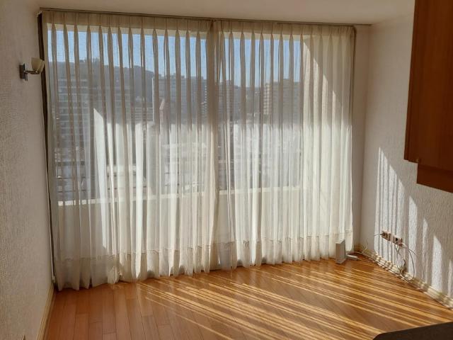 Arriendo depto ubicado en 6 norte viña del mar