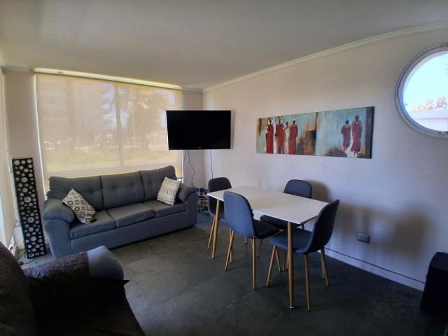Arriendo depto amueblado en av del mar 1700