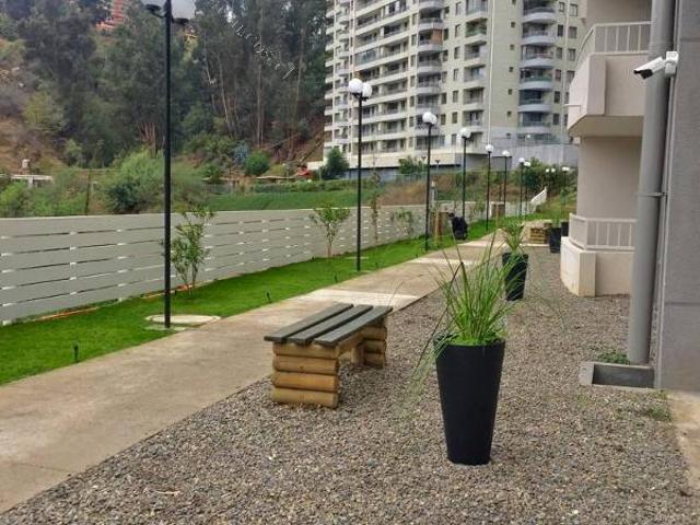 Arriendo depto condominio Valle Los Ingleses III