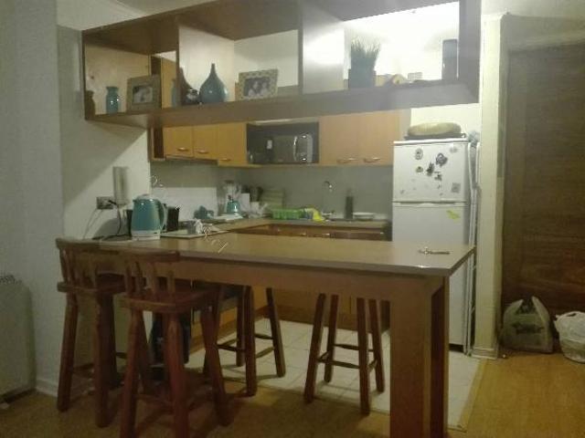 ARRIENDO DEPTO SEMIAMOBLADO