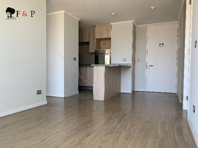 Arriendo departamento 2 dormitorios metro hospitales