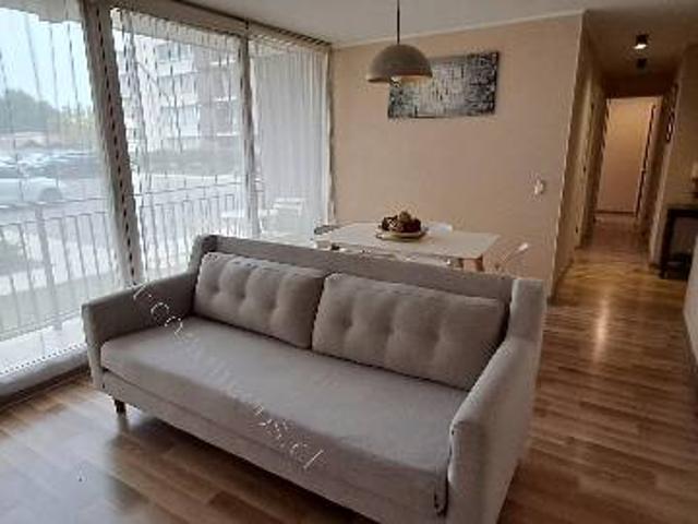 Arriendo departamento con estacionamiento en Maipú