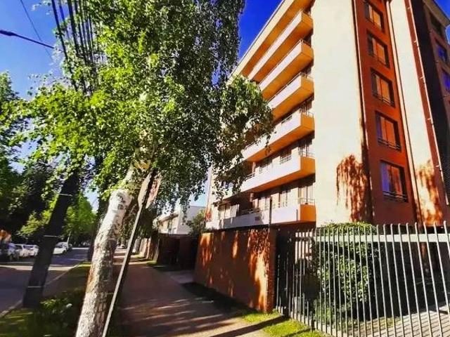 Arriendo departamento central