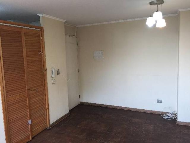 Arriendo departamento cercano a metro Barrancas