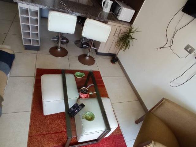 Arriendo departamento amoblado 2 dormitorios