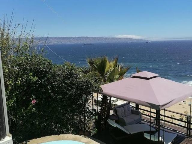 Arriendo departamento de 3 niveles en Reñaca