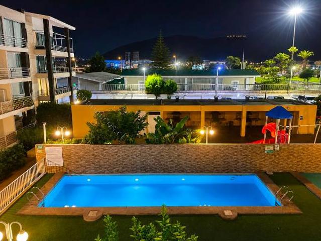 Arriendo departamento en Condominio Las Gredas